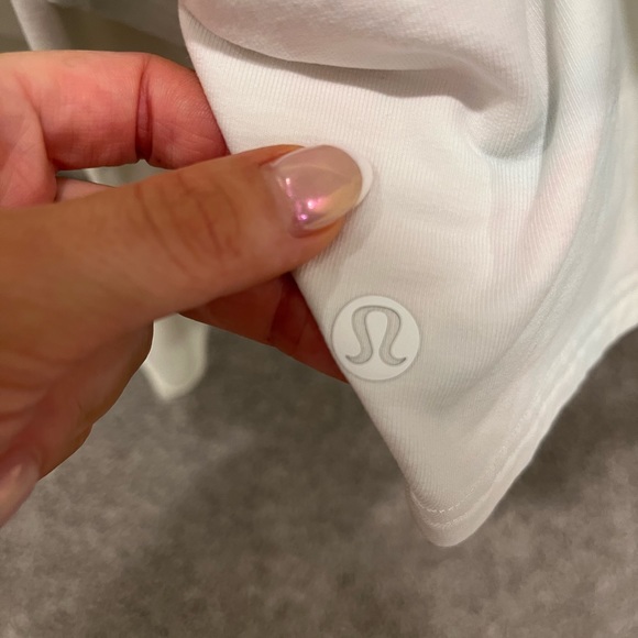 Lululemon All Yours Cropped Hoodie Size 4 - Picture 3 of 3